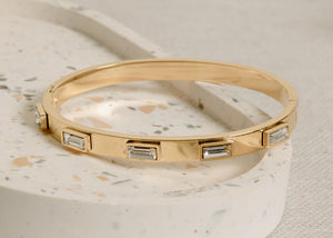 
                  
                    Chelsey Bracelet - Clear
                  
                